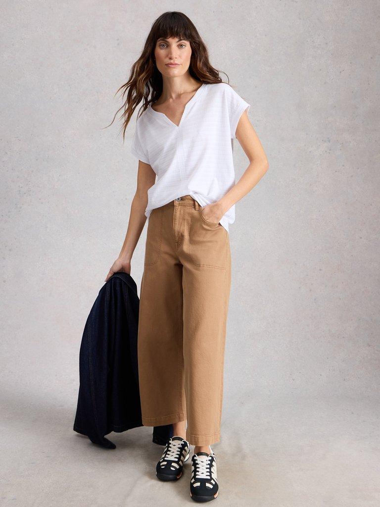 NELLY NOTCH TEXTURE TEE in BRIL WHITE - MODEL FRONT