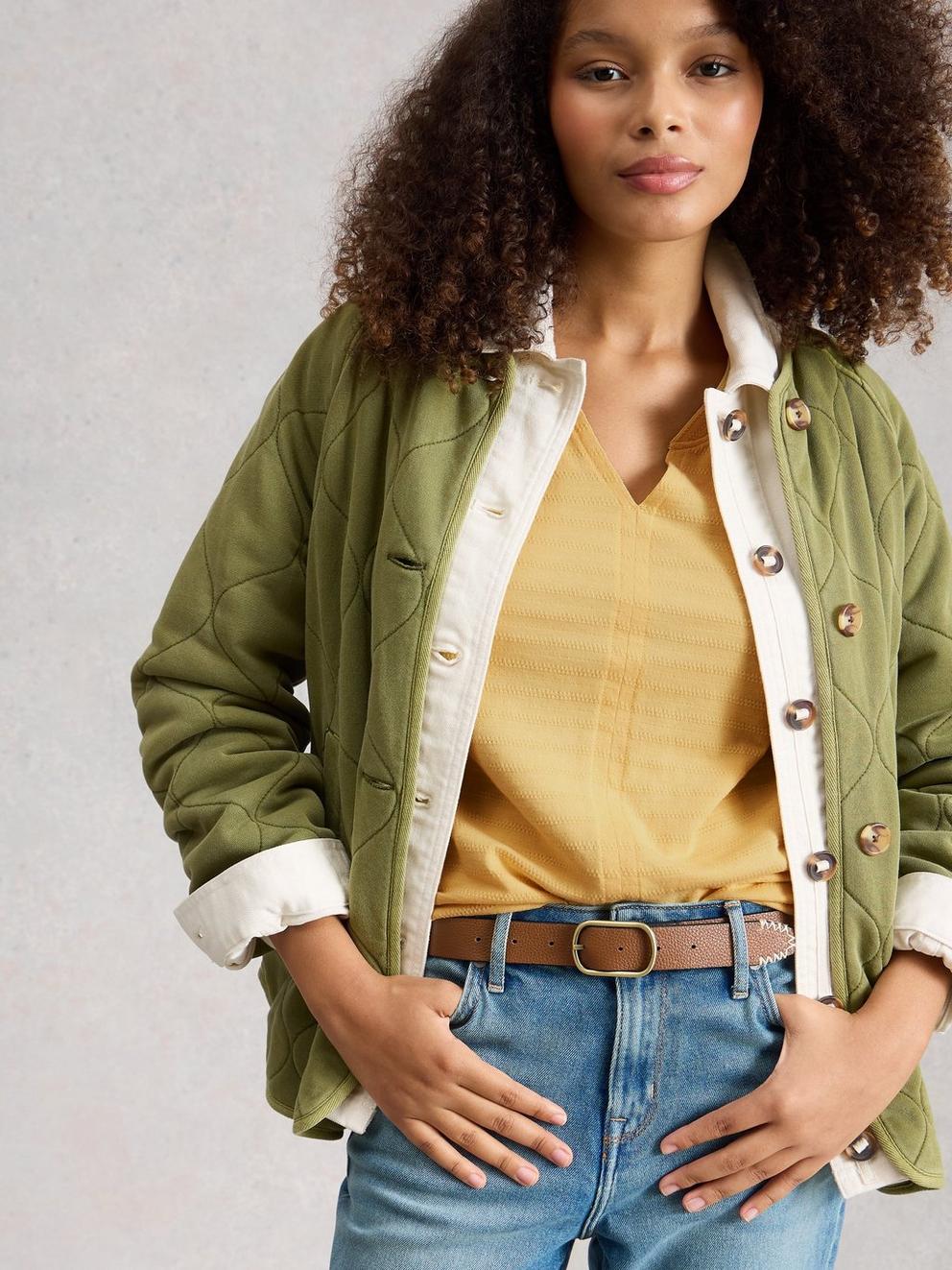 NELLY NOTCH TEXTURE TEE in LGT YELLOW - MODEL DETAIL