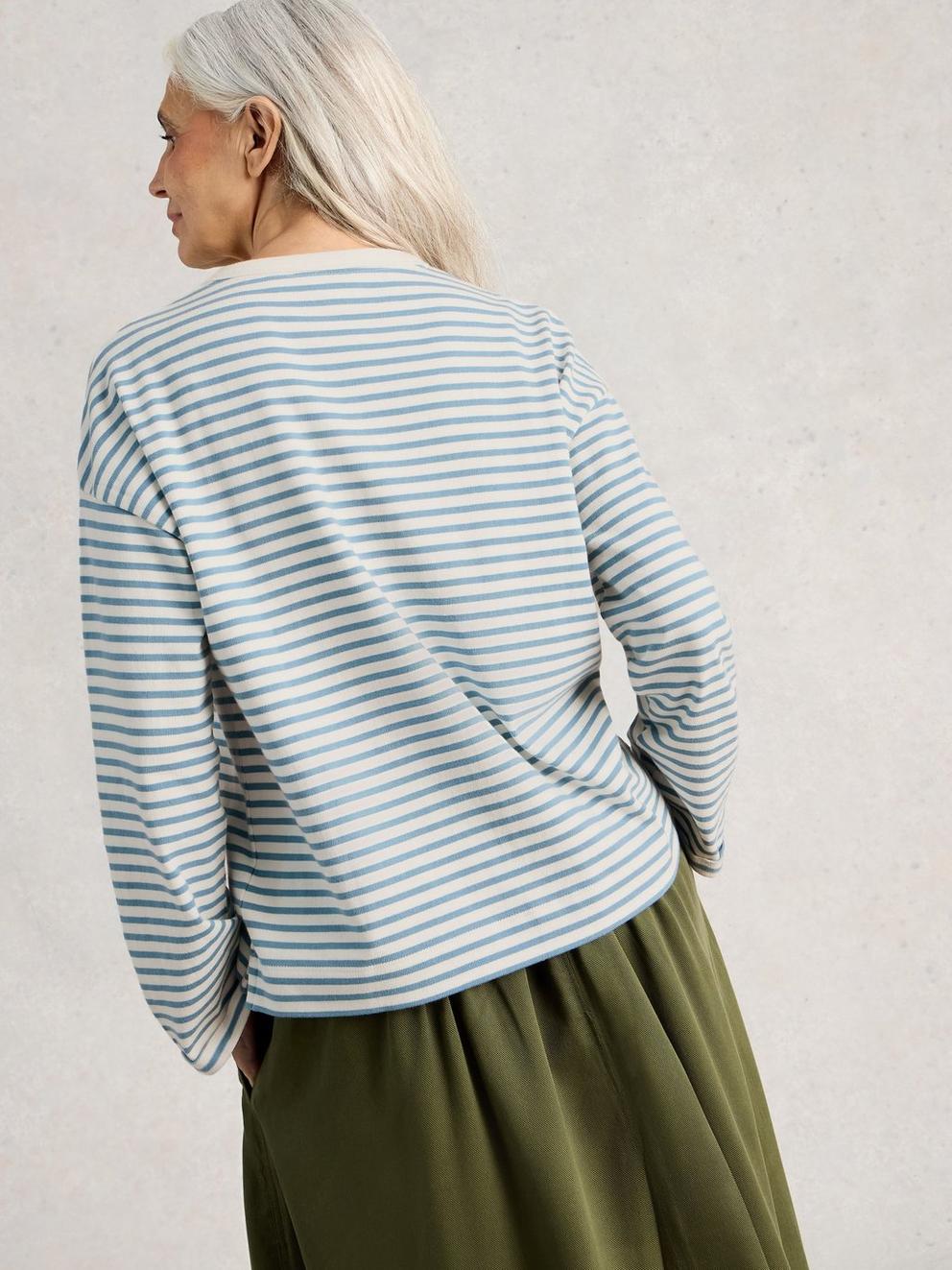 KIM LONG SLEEVE TOP in IVORY MLT - MODEL BACK