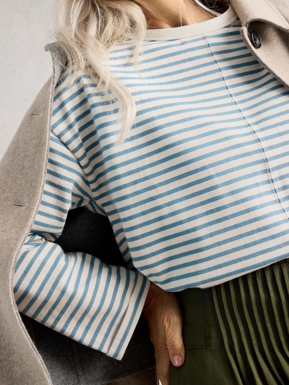 KIM LONG SLEEVE TOP in IVORY MLT - MODEL DETAIL