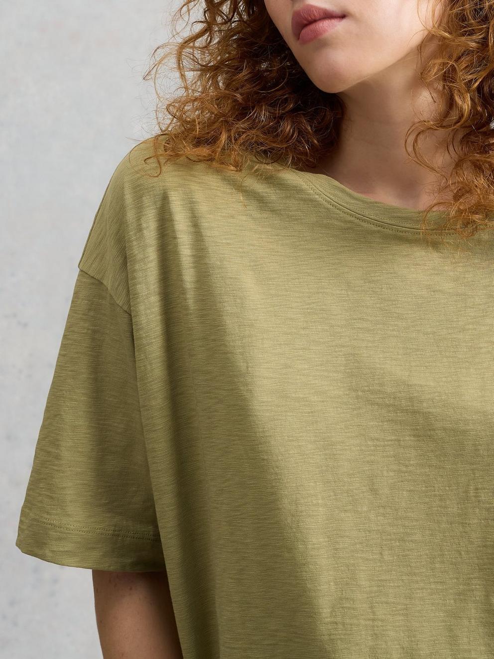 KATYA SHORT SLEEVE TEE in KHAKI GRN - MODEL DETAIL