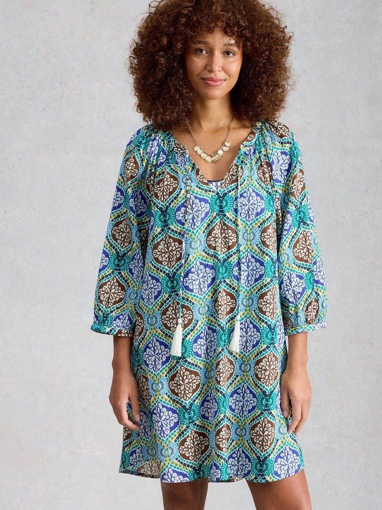 Lottie Print Beach Cover Up in GREEN PR - MODEL DETAIL