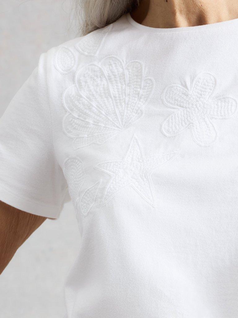 ABBIE EMBROIDERED T-SHIRT in BRIL WHITE - MODEL DETAIL