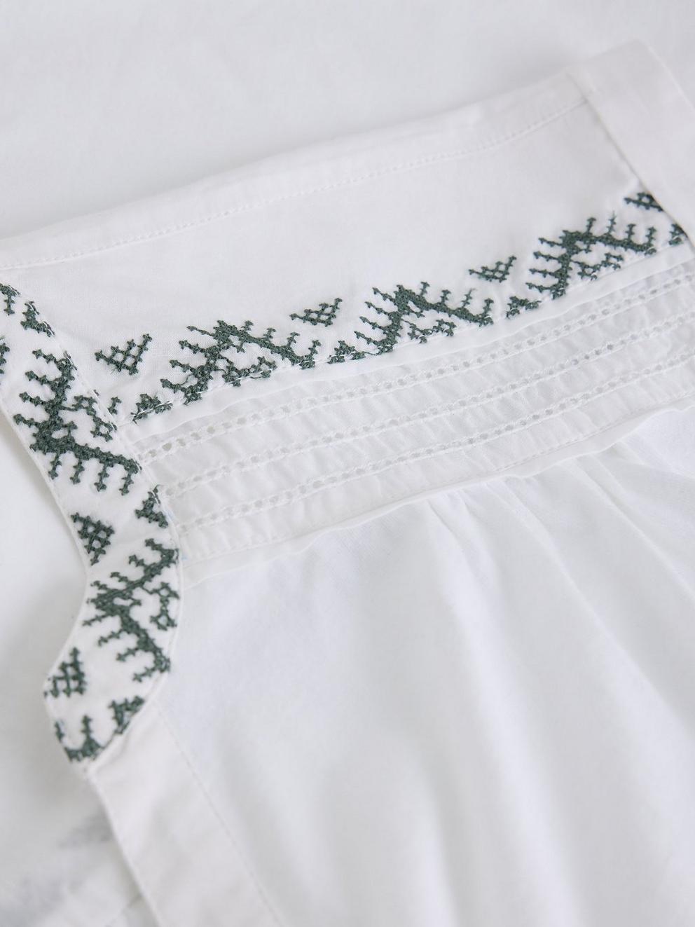 BILLIE EMB BUTTON SHIRT in BRIL WHITE - FLAT DETAIL