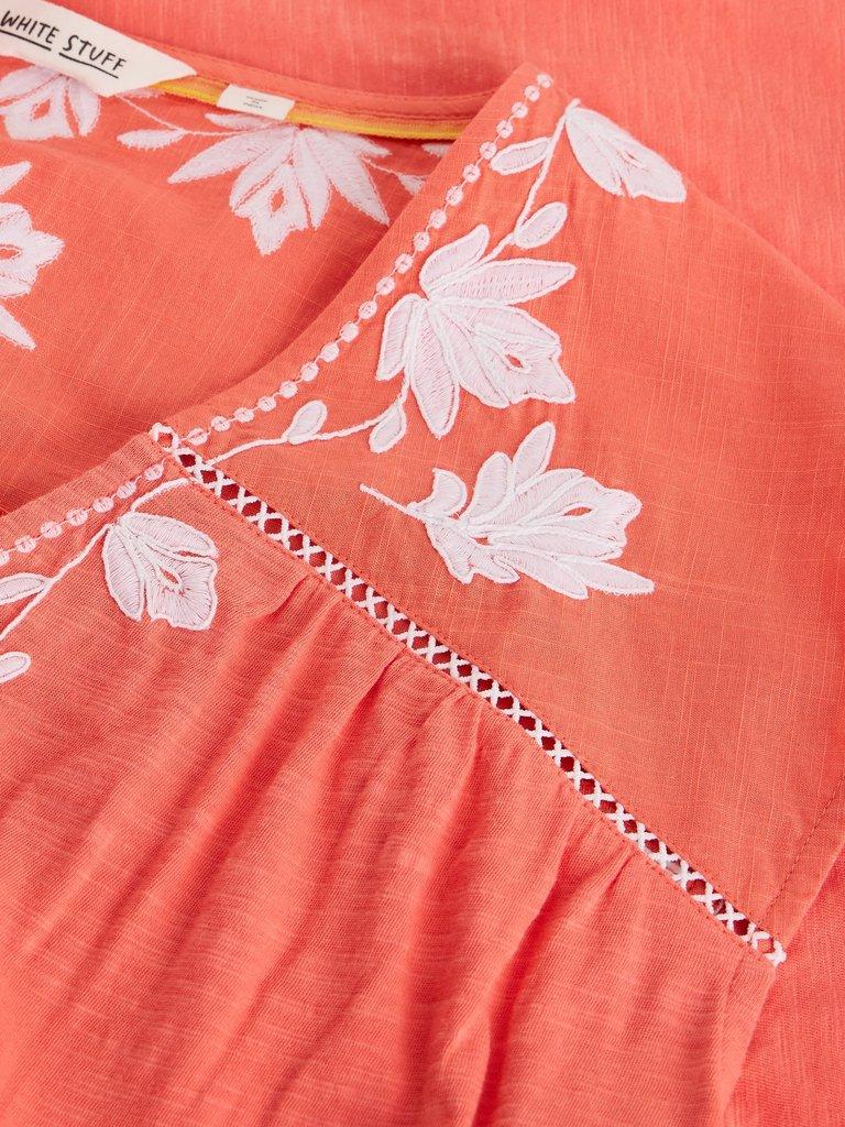 FLISS FLORAL V NECK TOP in CORAL MLT - FLAT DETAIL