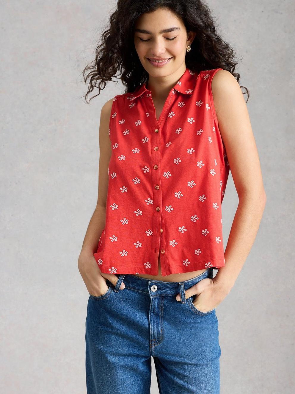 AMY EMB SLEEVELESS SHIRT in RED MLT - MODEL DETAIL