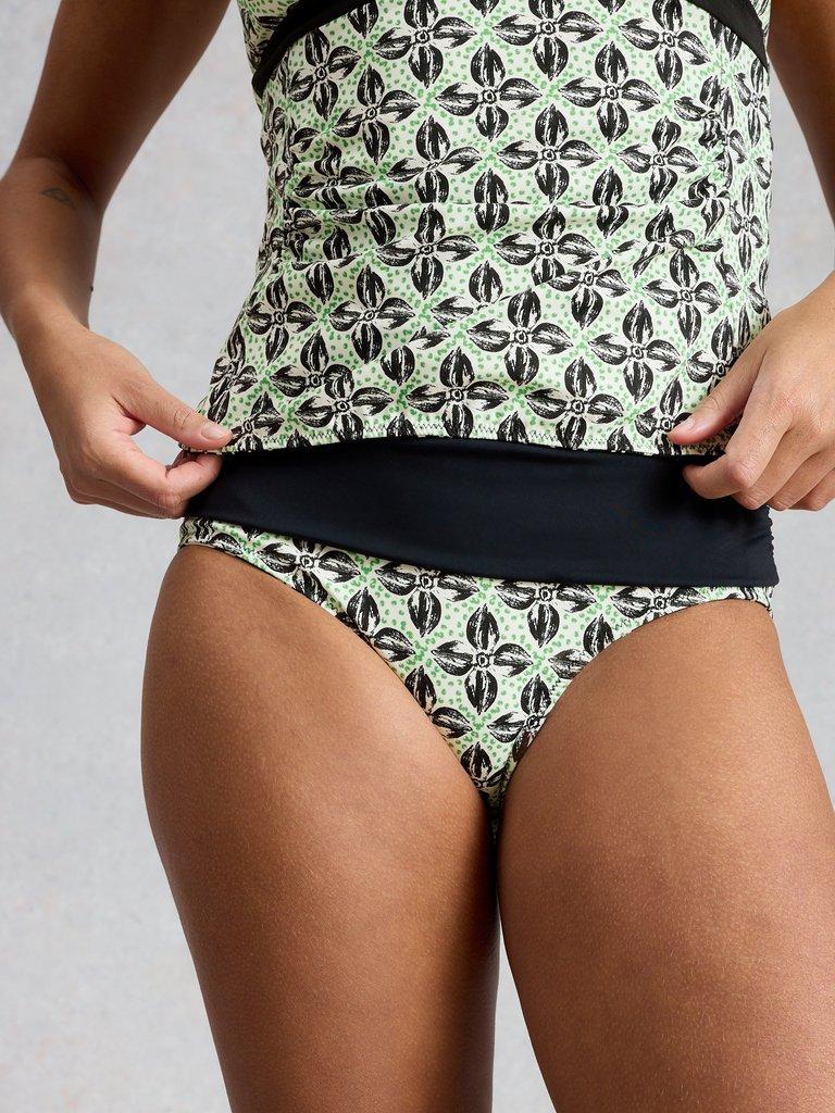 Reversible Fold Down Print Bottom in BLK PR - LIFESTYLE