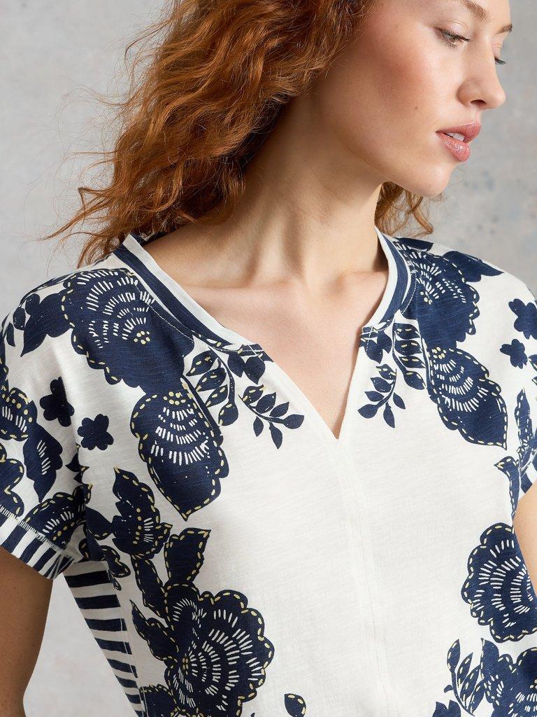 NELLY NOTCH NECK PRINT TEE in NAVY MULTI - MODEL DETAIL