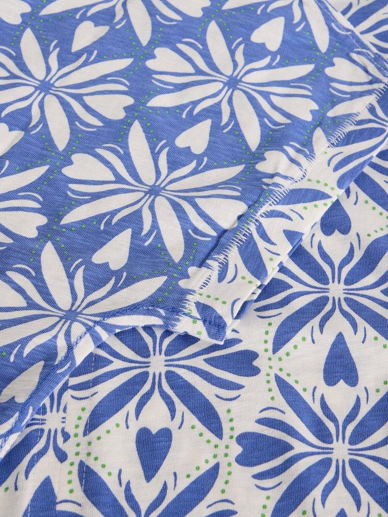 NELLY NOTCH V NECK TEE in BLUE MLT - FLAT DETAIL