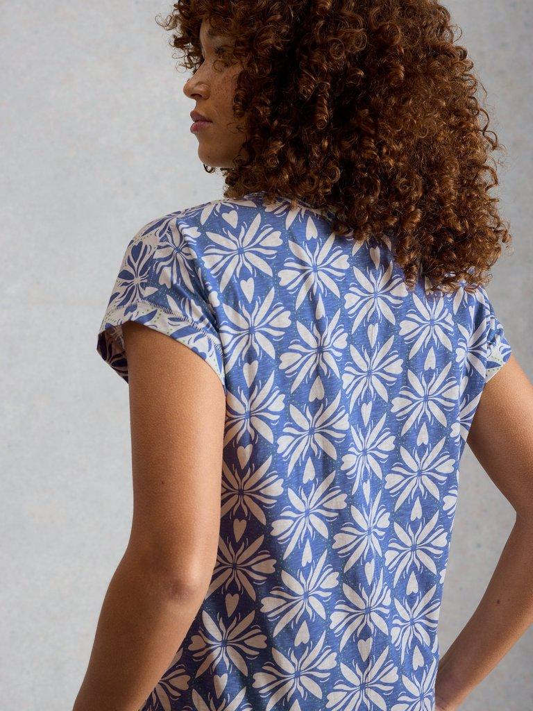 NELLY NOTCH V NECK TEE in BLUE MLT - MODEL BACK