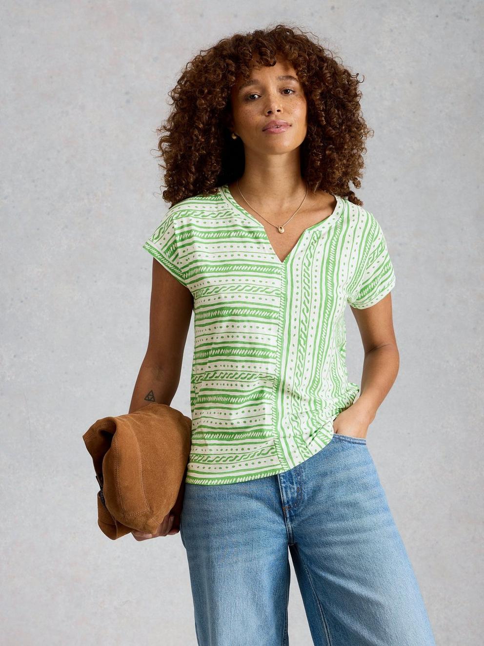 NELLY NOTCH STRIPES TEE in GREEN MLT - MODEL DETAIL
