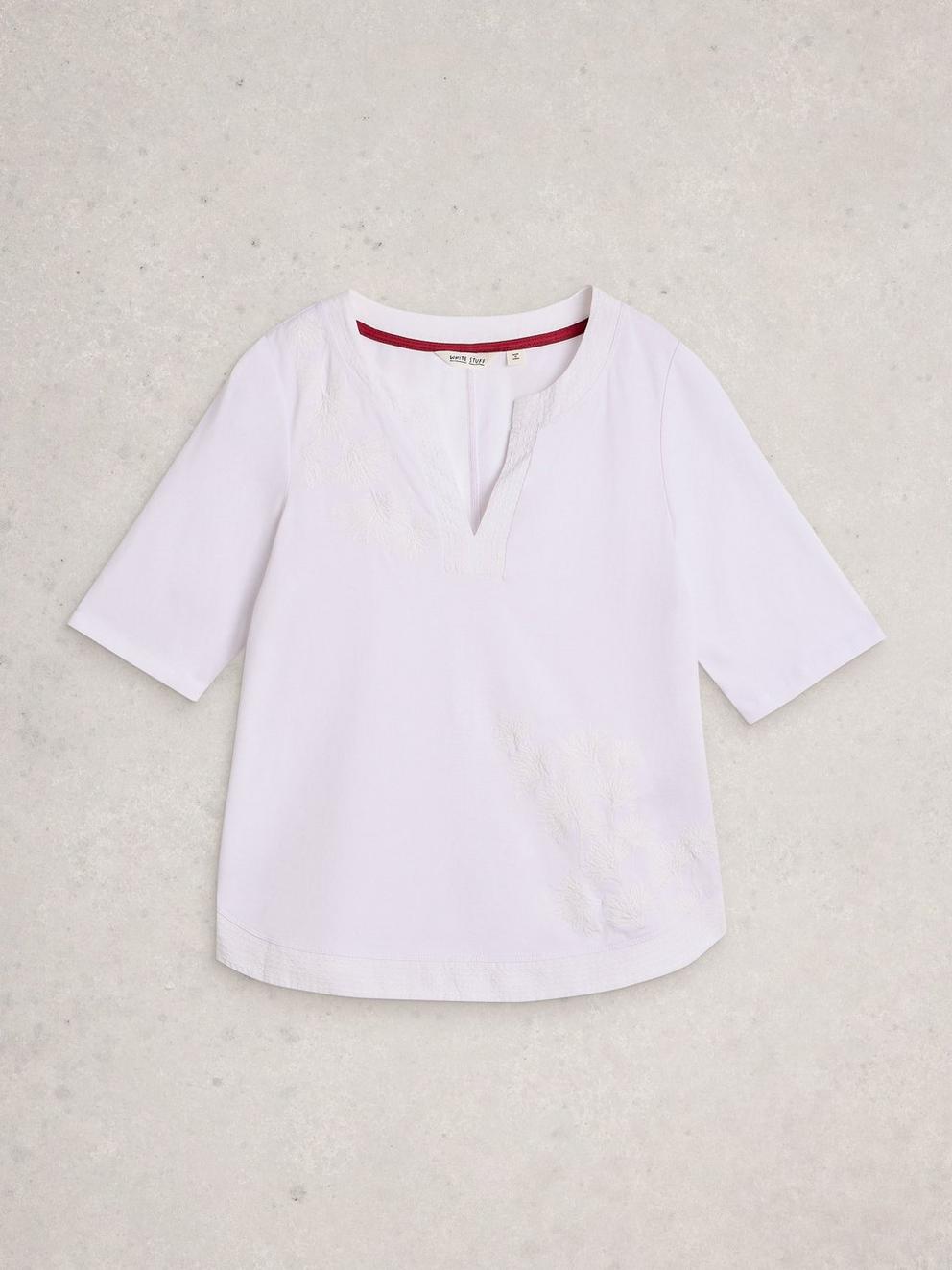 WEAVER NOTCH EMBROIDERED T-SHIRT in BRIL WHITE - FLAT FRONT