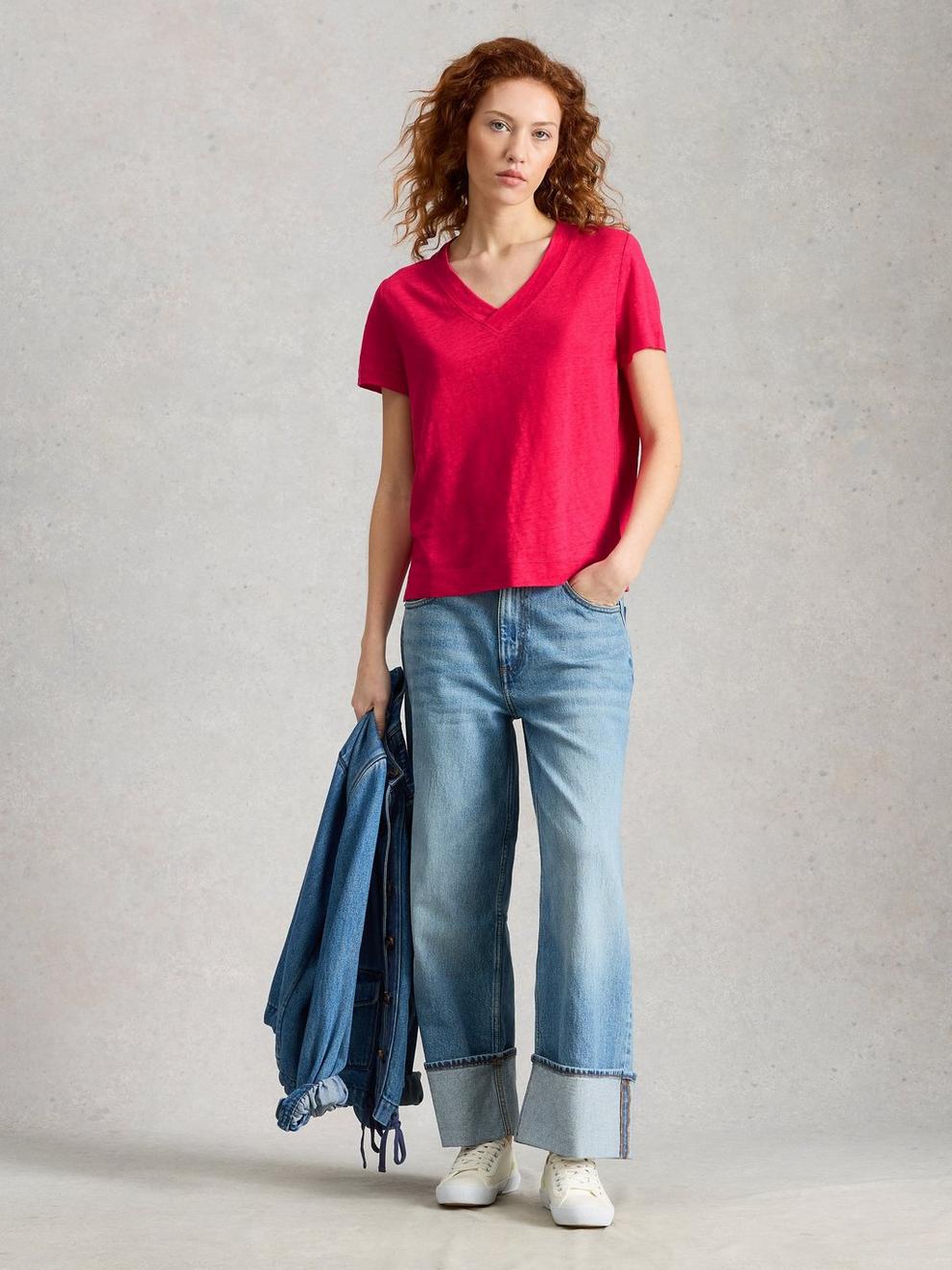 SUSIE V NECK LINEN TEE in DK PINK - MODEL FRONT