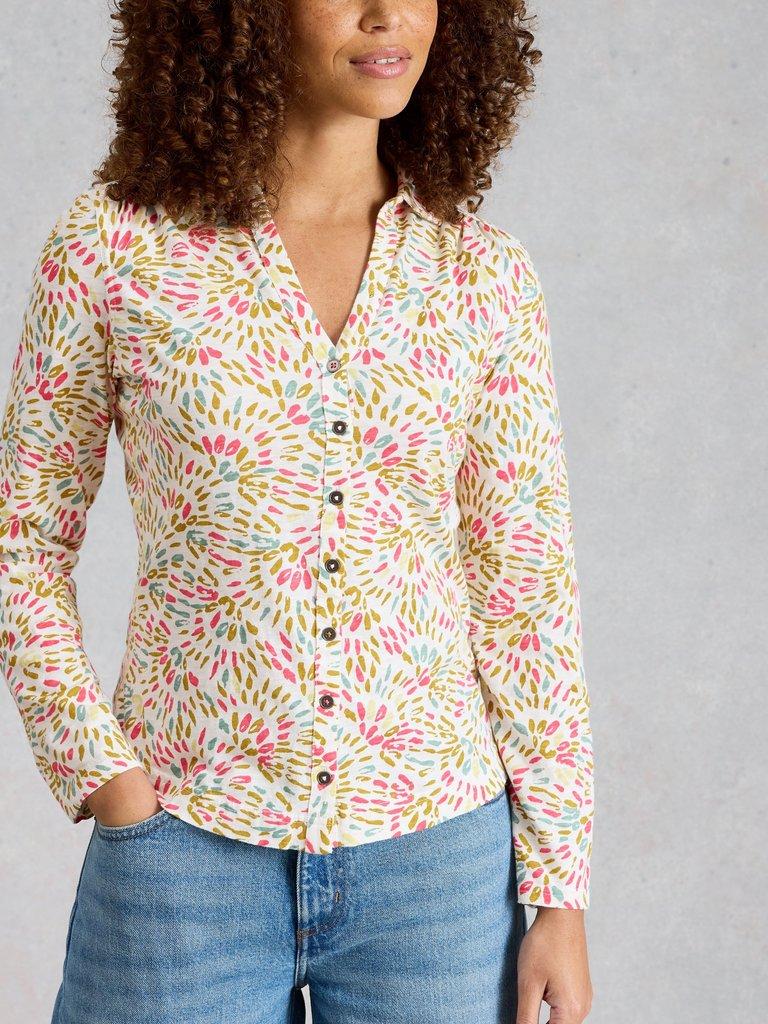 ANNIE JERSEY SHIRT in IVORY MLT - MODEL DETAIL