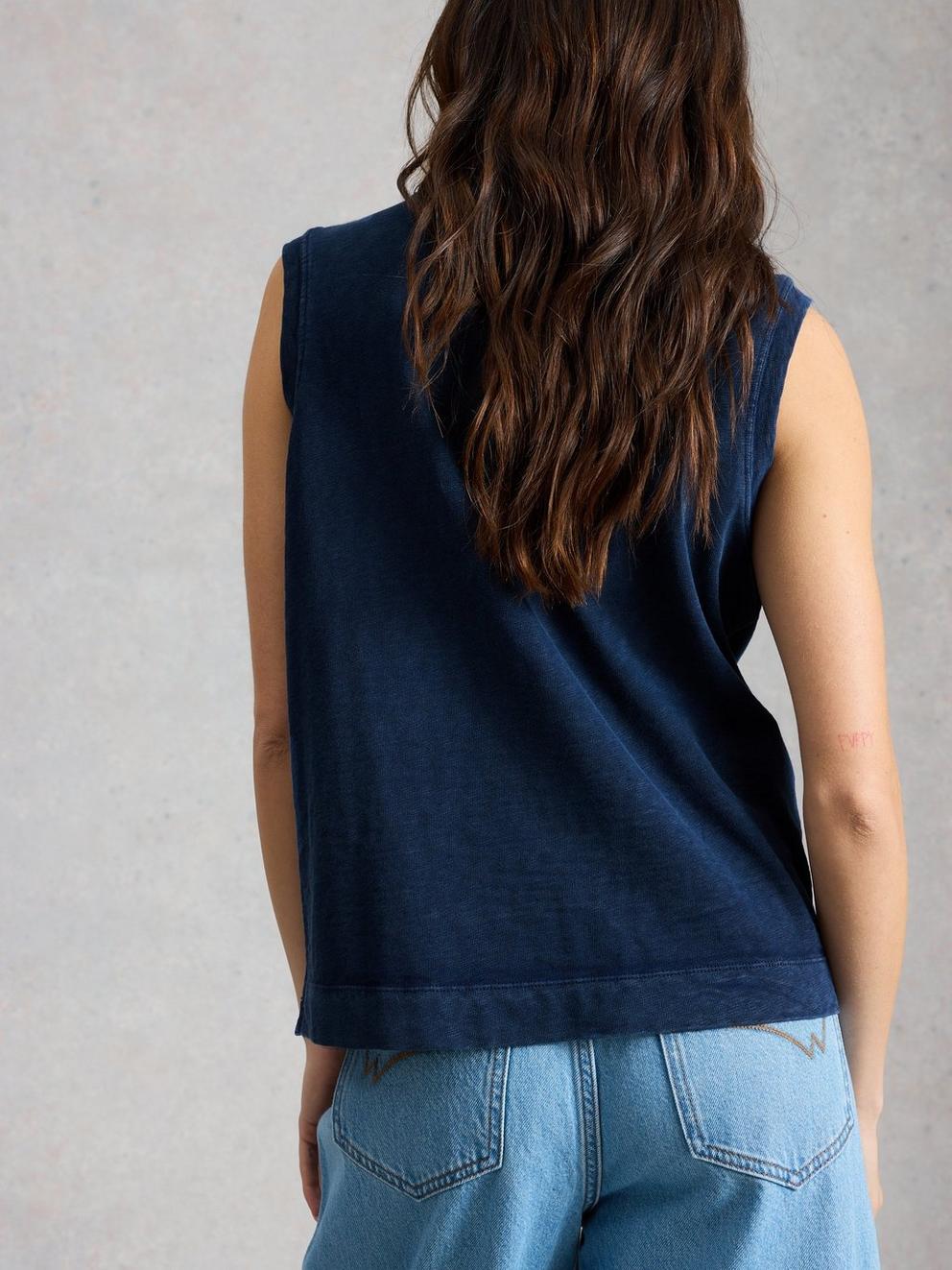 SIMONE TANK in INDIGO BLE - MODEL BACK