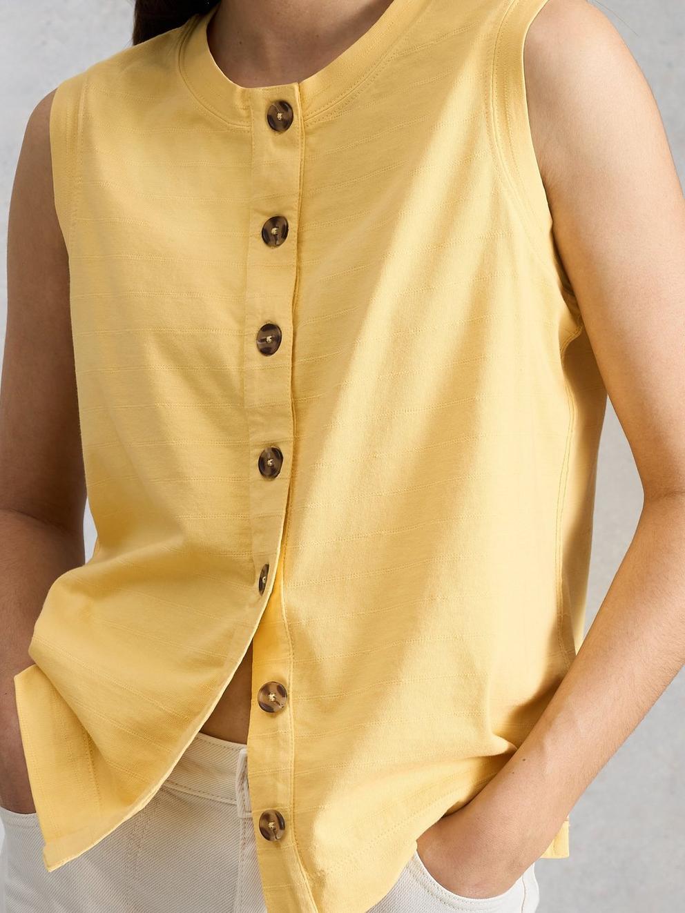 SIMONE TANK in LGT YELLOW - MODEL DETAIL