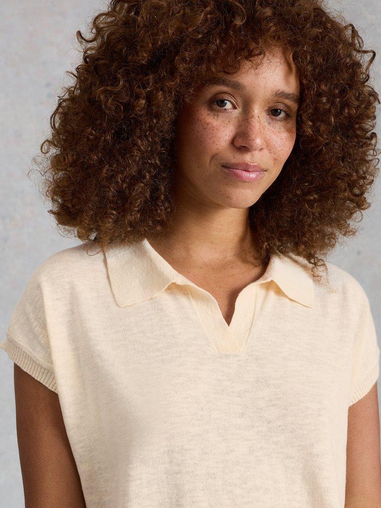 GINNI LINEN BLEND POLO TEE in NAT WHITE - MODEL DETAIL
