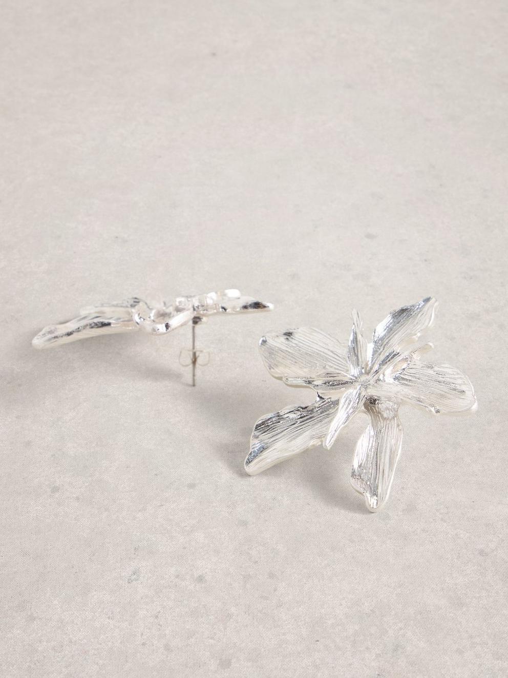 Fleur Stud Earring  in SLV TN MET - FLAT DETAIL