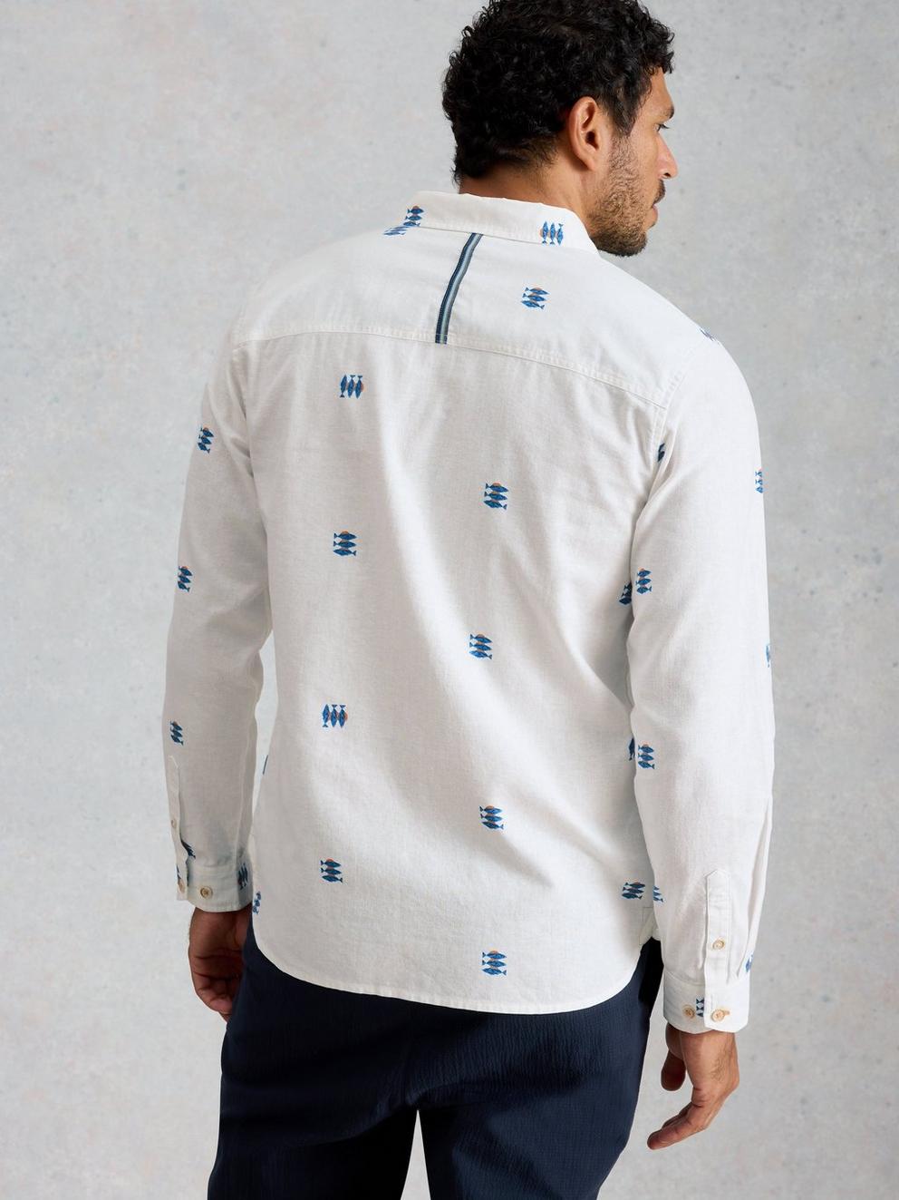 Finsbury LS Fishes Print Shirt in WHITE PR - MODEL BACK