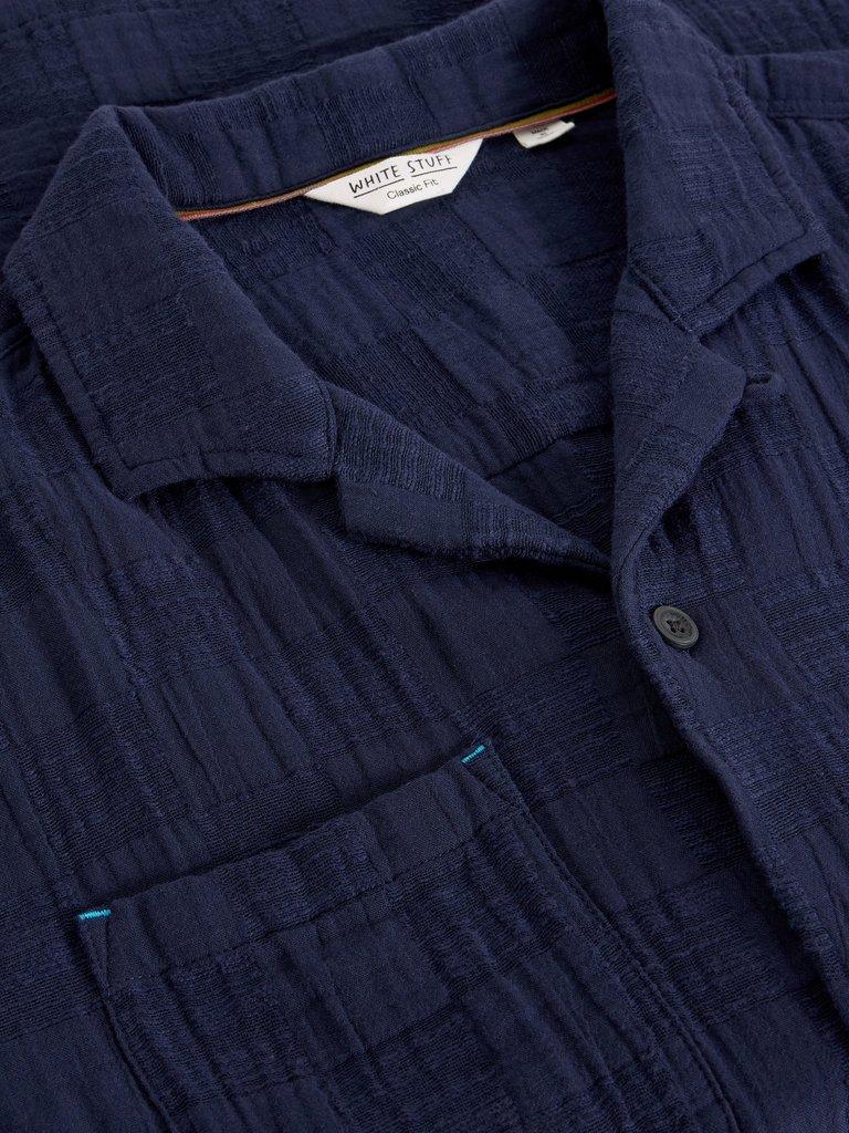 Denny SS Check Shirt in DARK NAVY - FLAT DETAIL