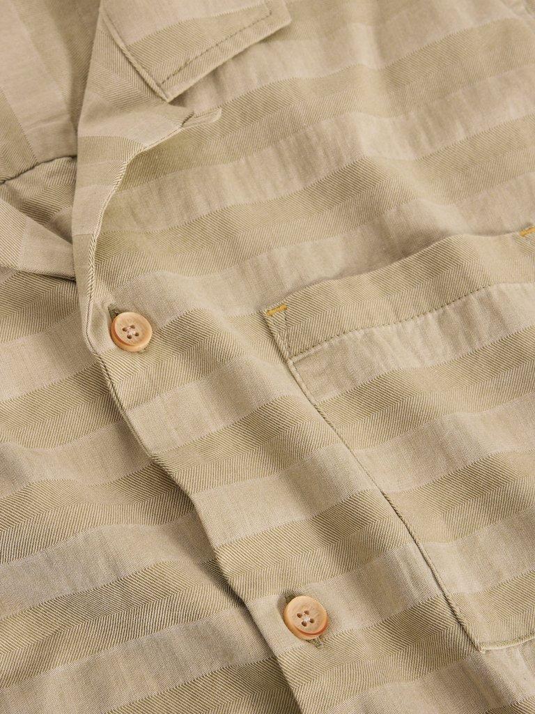 Heywood SS Herringbone Shirt in DUS GREEN - FLAT DETAIL