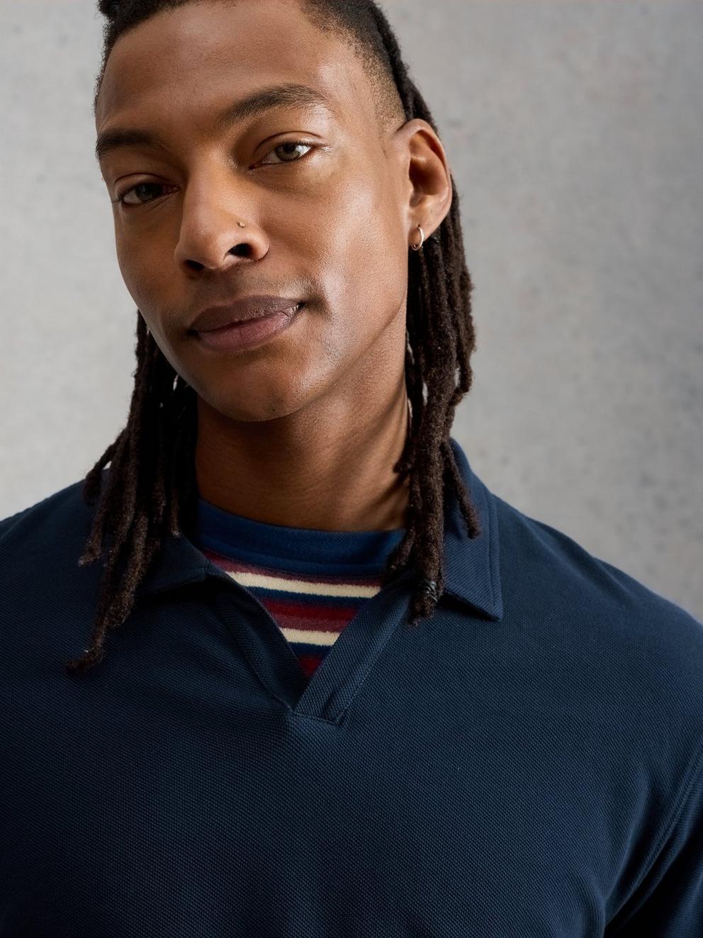 Thame Trophy Neck Polo in DARK NAVY - MODEL DETAIL