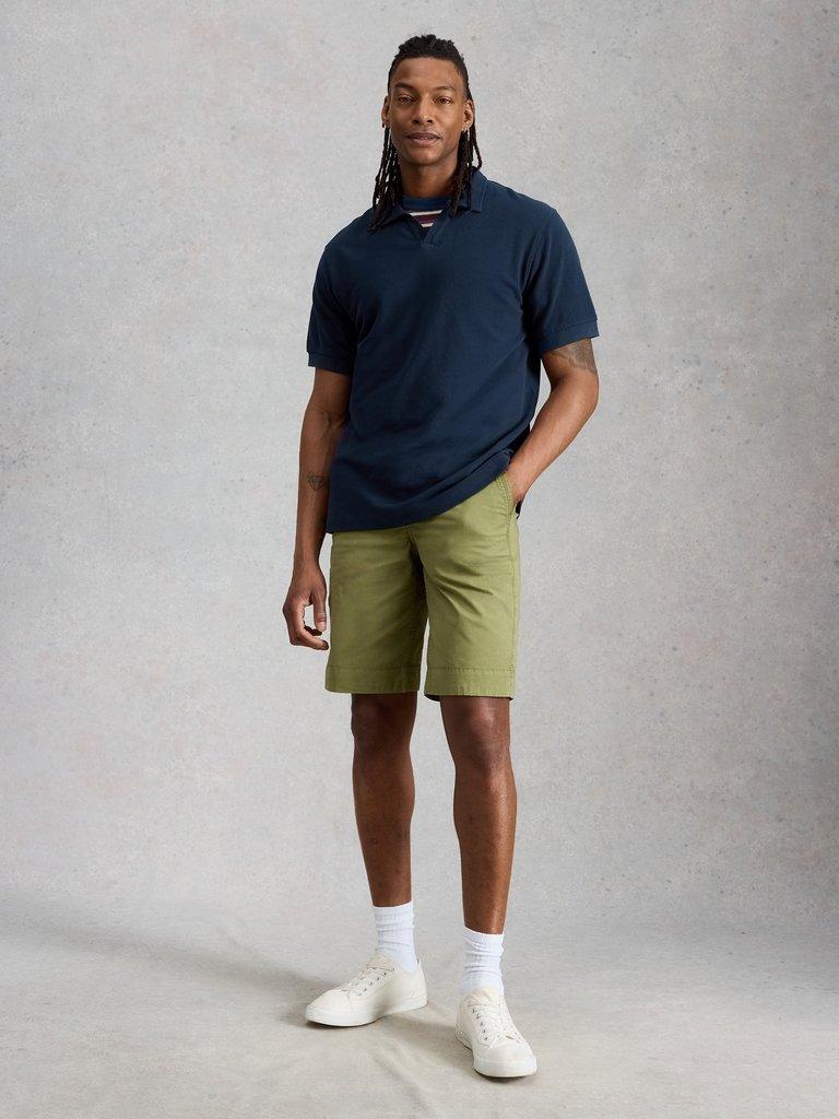 Thame Trophy Neck Polo in DARK NAVY - MODEL FRONT