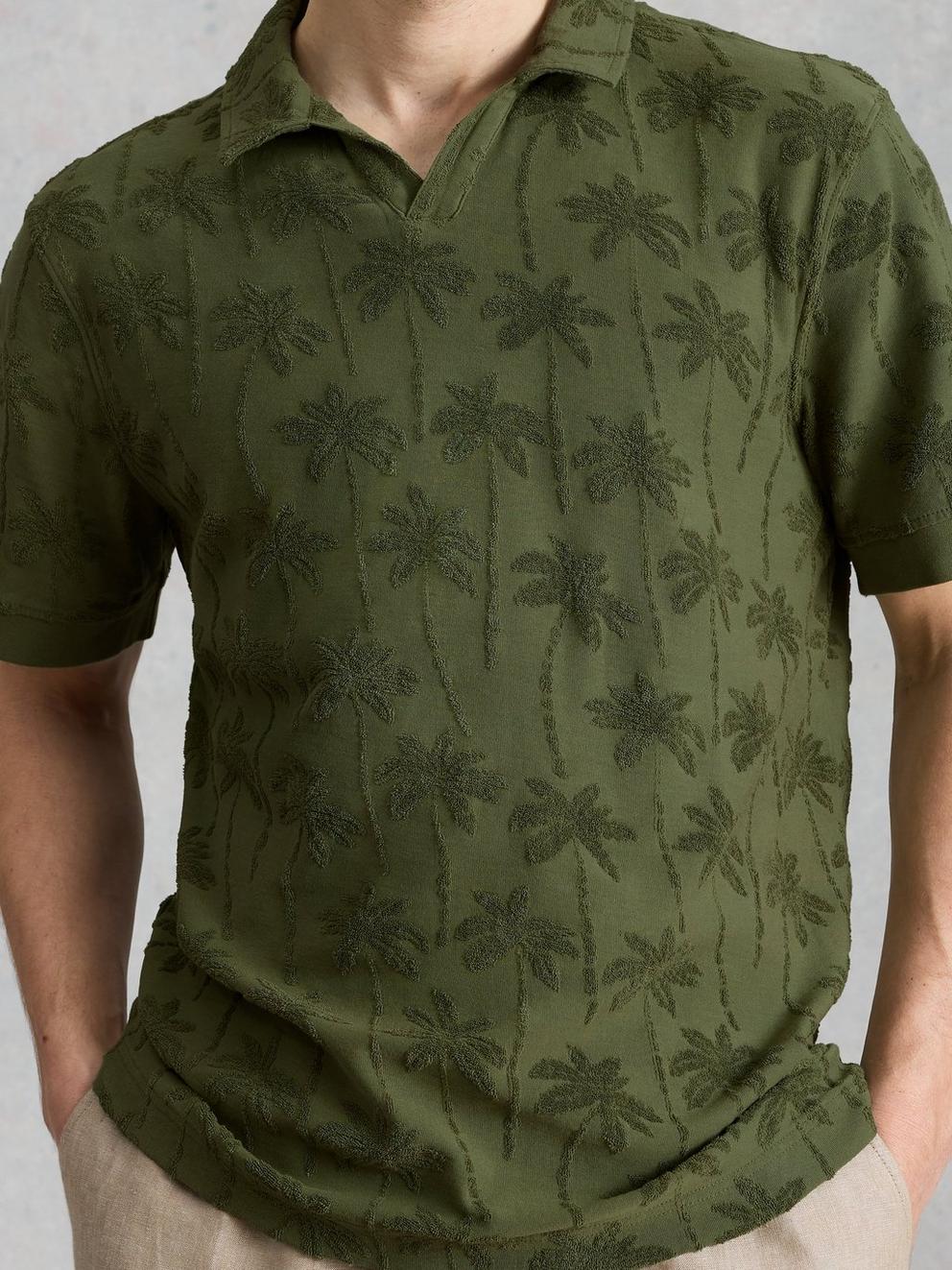 Totten Palm Trophy Neck Polo in KHAKI GRN - MODEL DETAIL