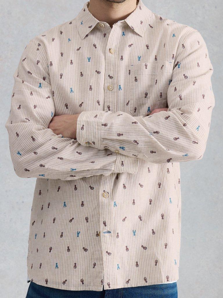 Finsbury LS Shrimp Print Shirt in NAT PR - MODEL DETAIL