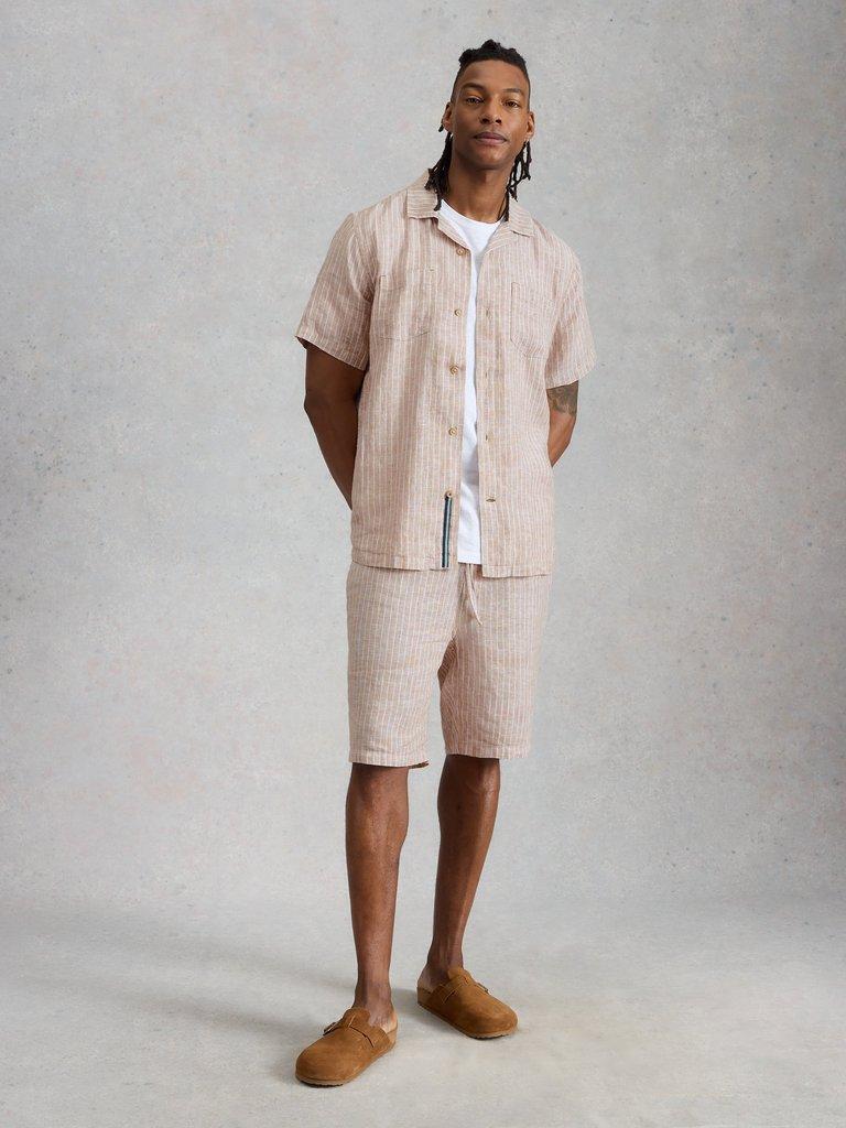 Keswick SS Linen Striped Shirt in NAT MLT - MODEL FRONT