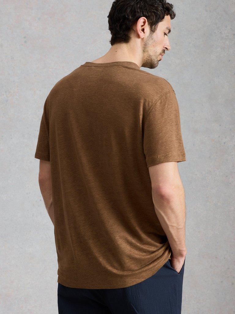 Abersoch Linen Tee in DK NAT - MODEL BACK