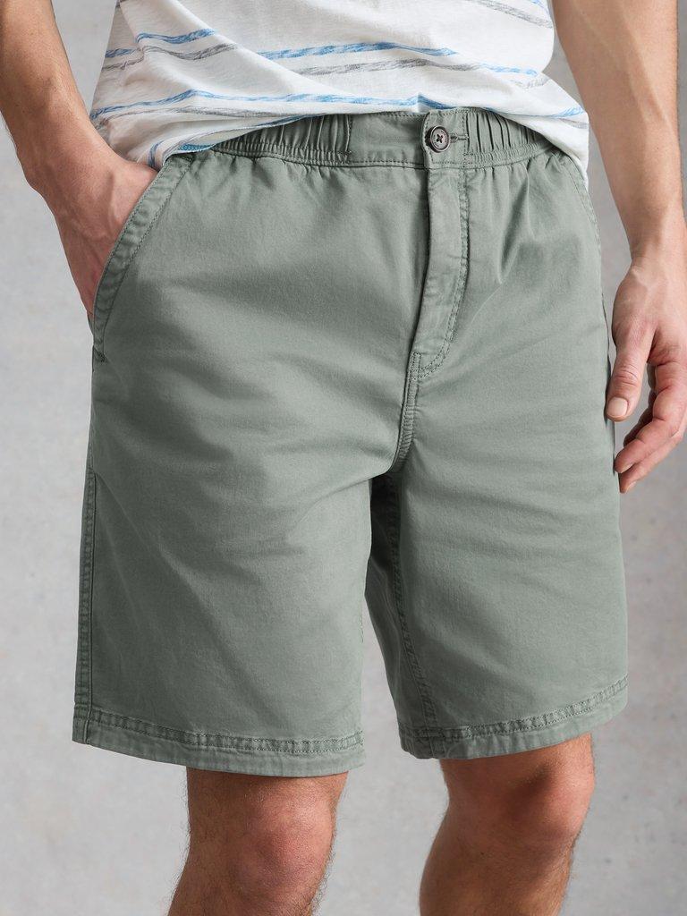 Sutton Drawstring Shorts in LGT GREEN - MODEL DETAIL