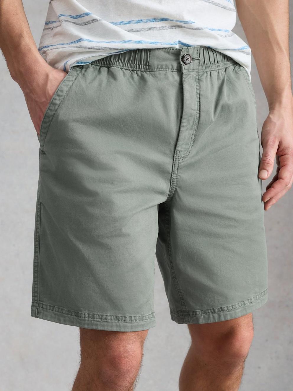 Sutton Drawstring Shorts in LGT GREEN - MODEL DETAIL