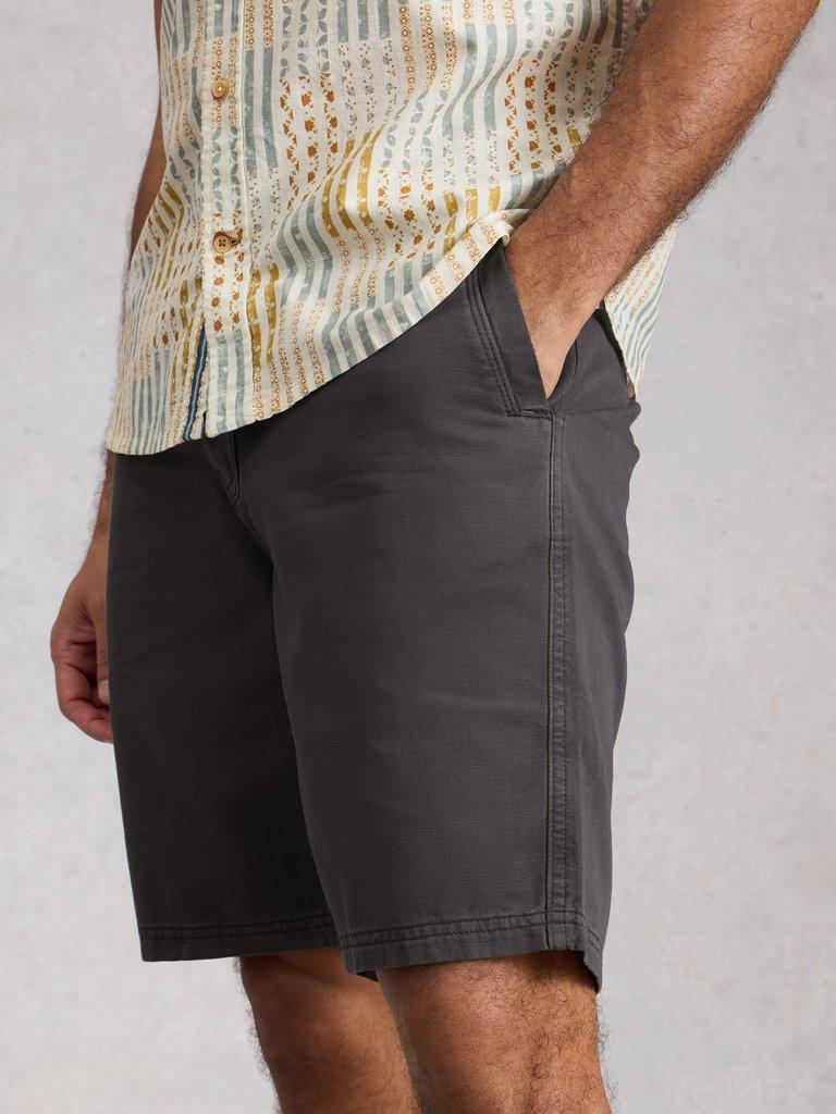 Chapman Casual Short in WASHED BLK - LIFESTYLE