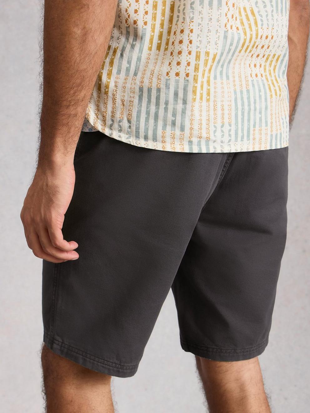 Chapman Casual Short in WASHED BLK - MODEL BACK
