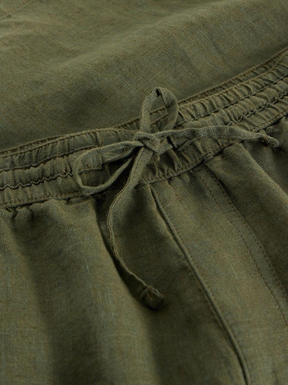 Lewes Linen Short in KHAKI GRN - FLAT DETAIL