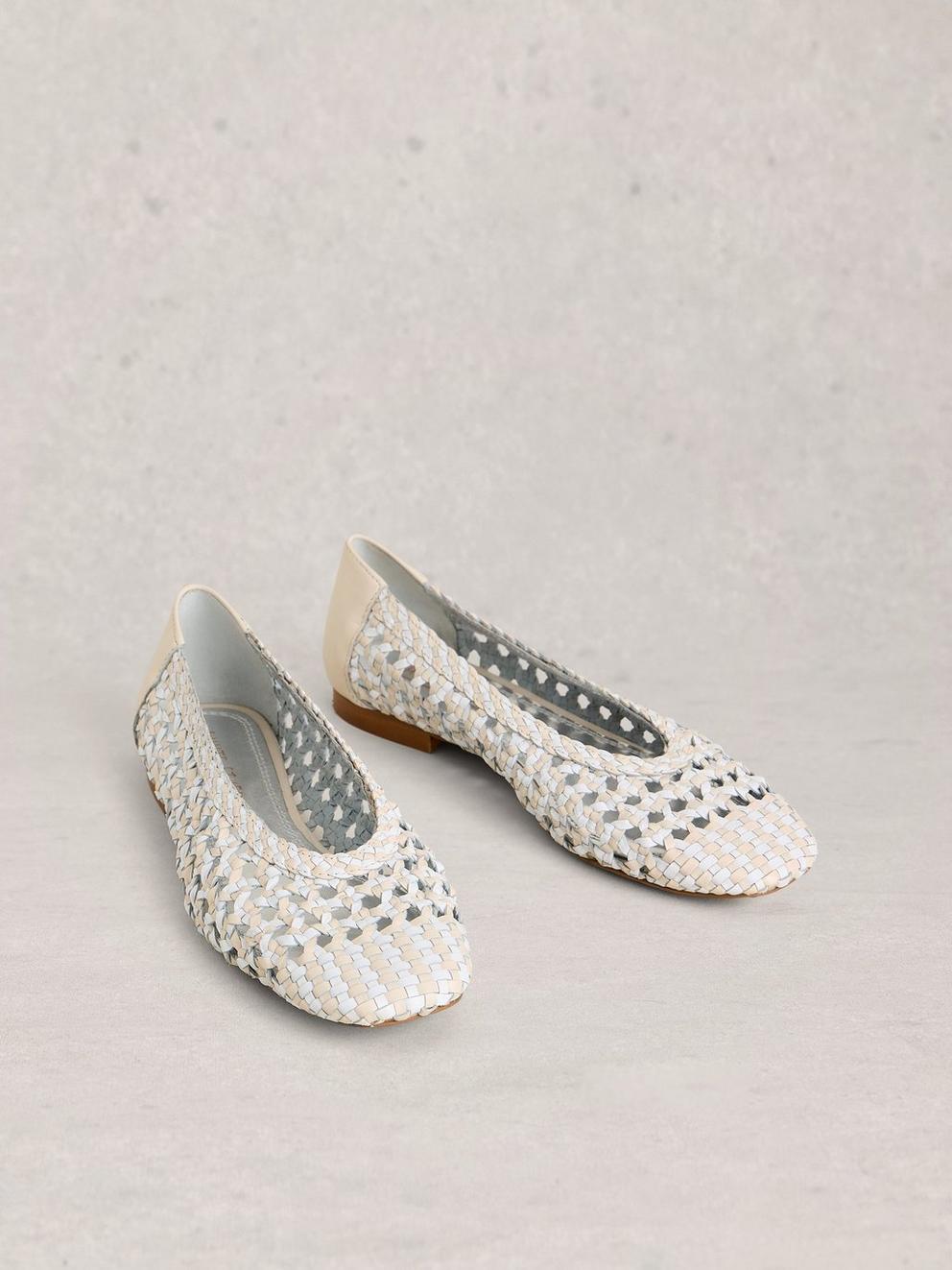 Woven Winnie Ballerina in PALE IVORY - FLAT FRONT
