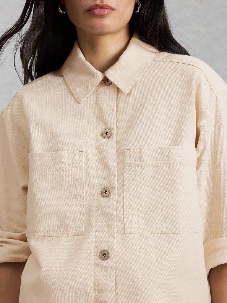 Molly Shacket in NAT WHITE - MODEL DETAIL