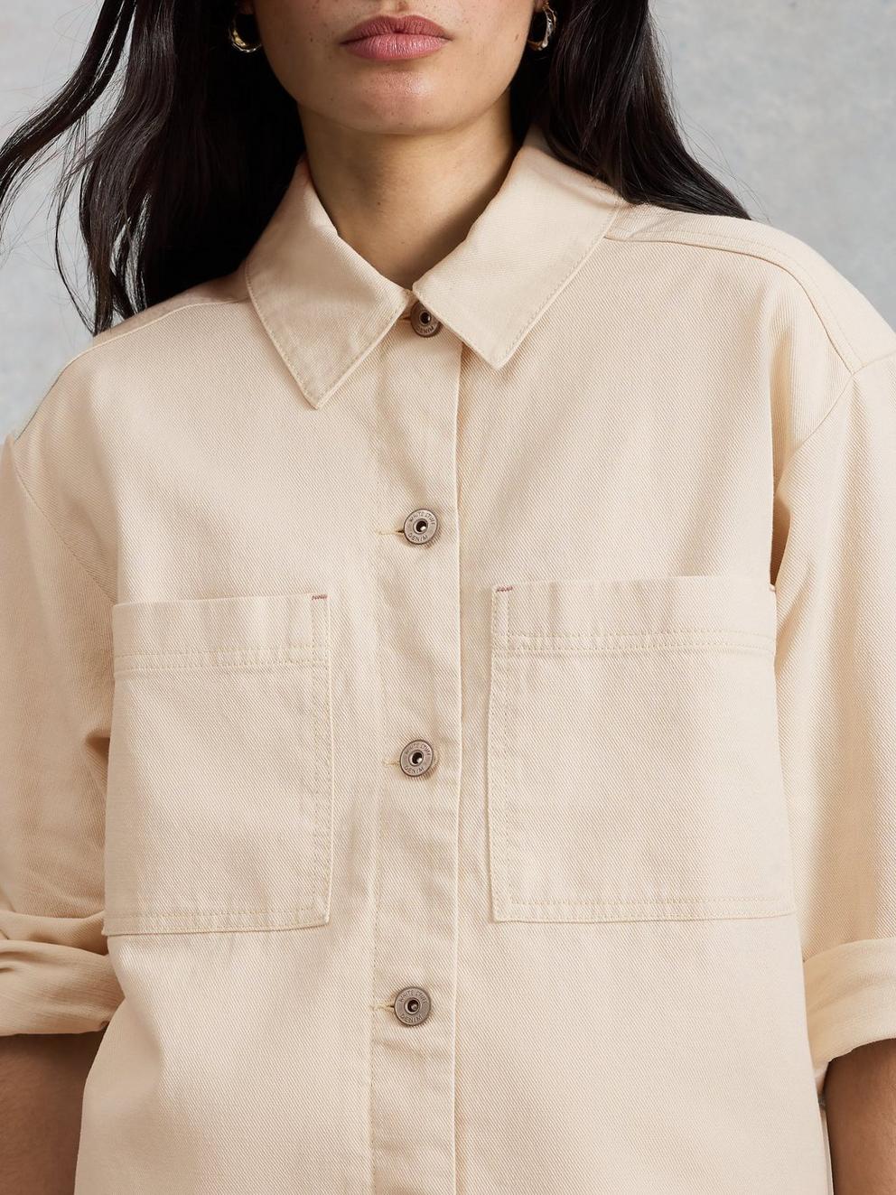 Molly Shacket in NAT WHITE - MODEL DETAIL