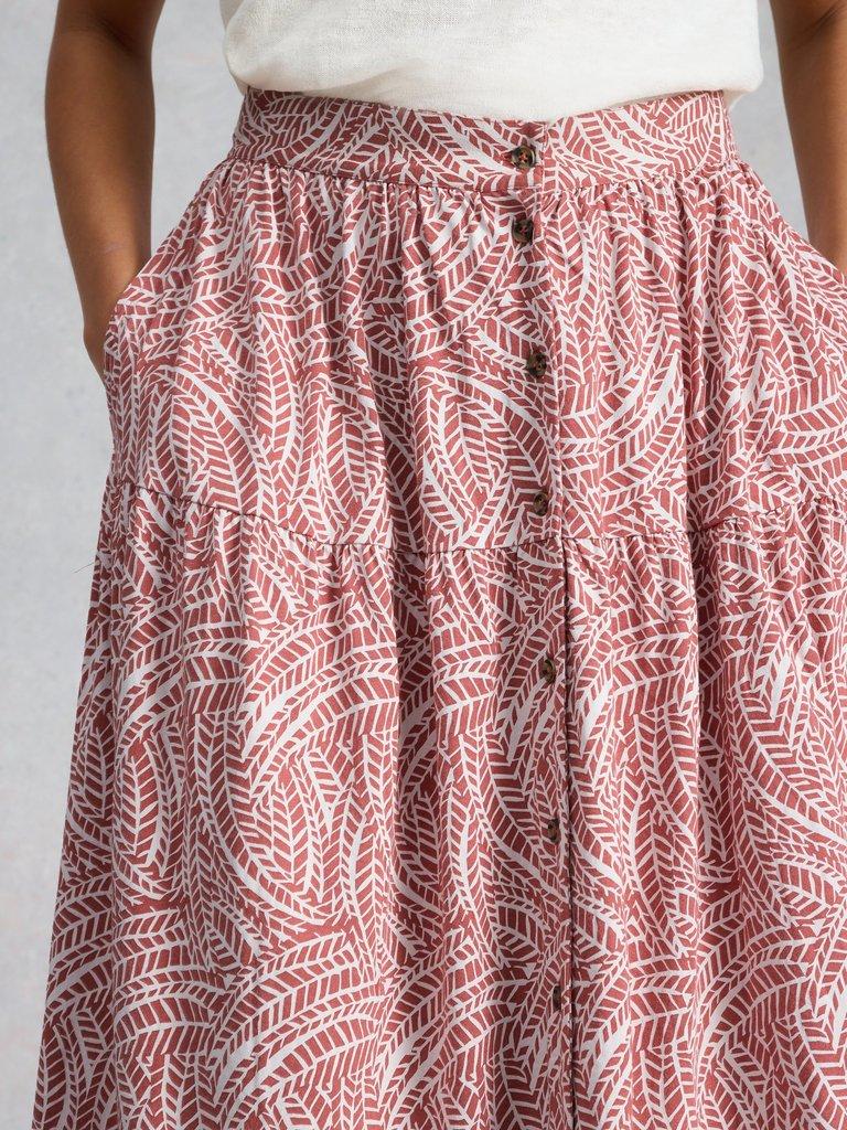 Dana Jersey Maxi Skirt in PINK PR - MODEL DETAIL