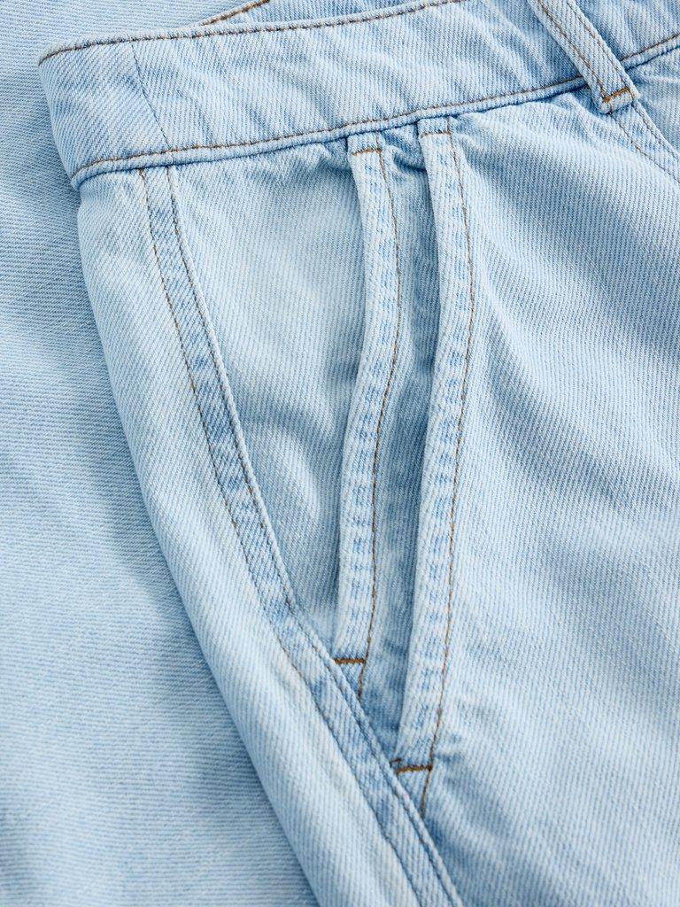 Twister Jean in LGT DENIM - FLAT DETAIL