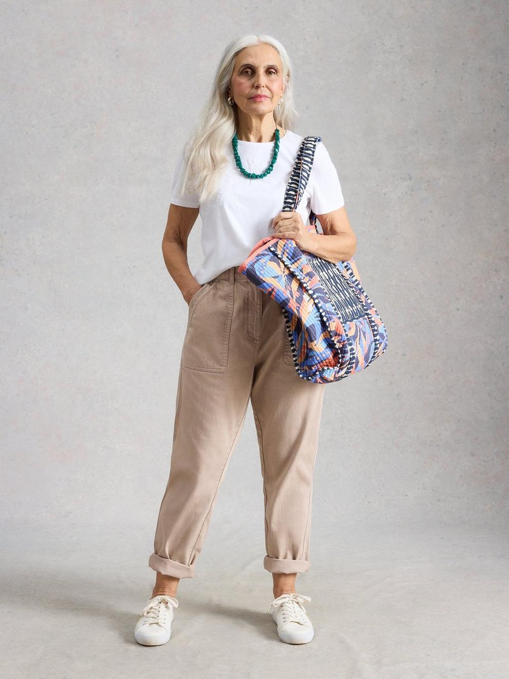 Twister Jean in LGT NAT - MODEL FRONT