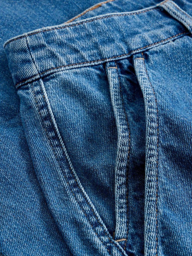 Twister Jean in MID DENIM - FLAT DETAIL