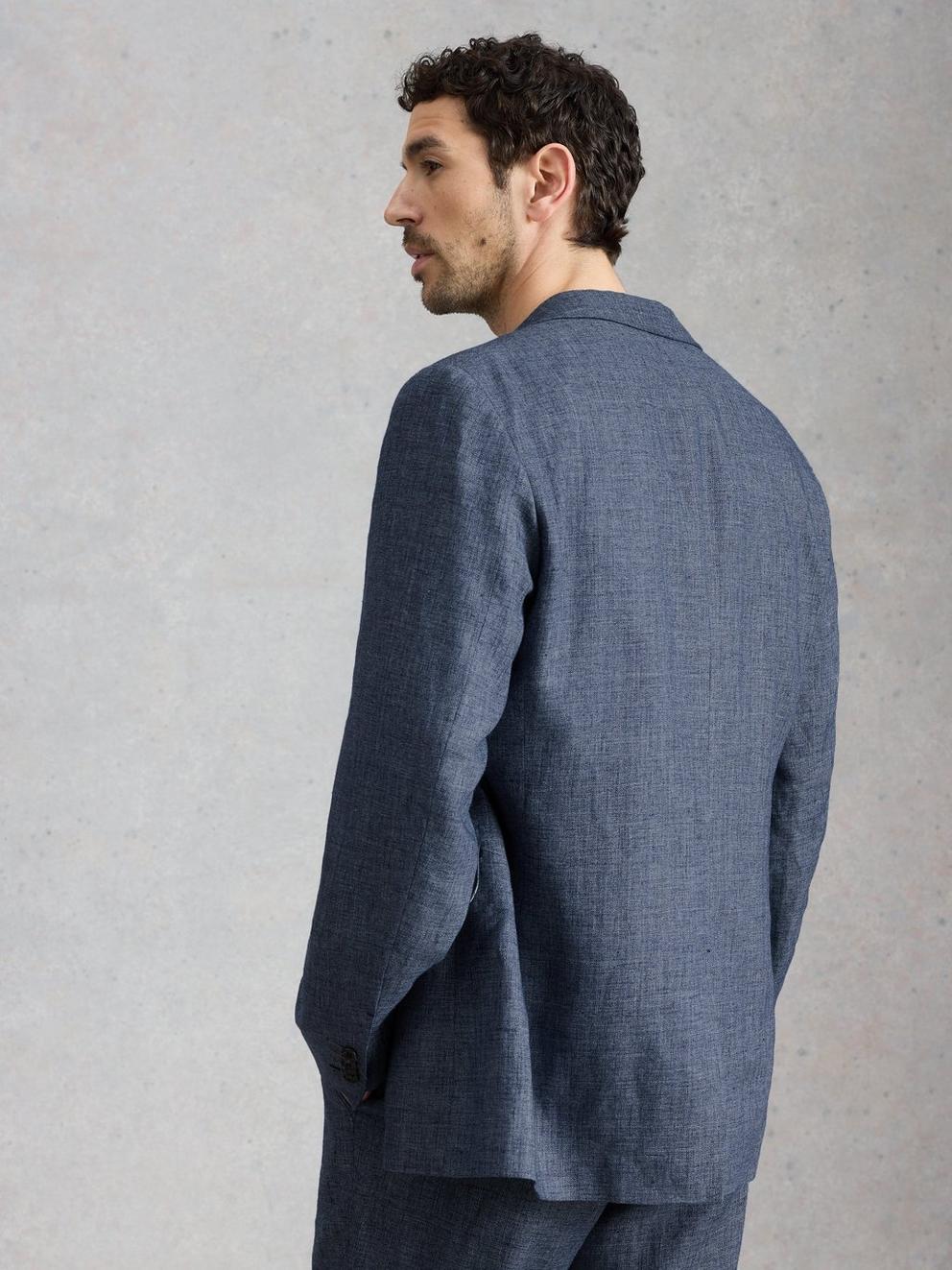Dundee Linen Blend Blazer in INDIGO BLE - MODEL BACK