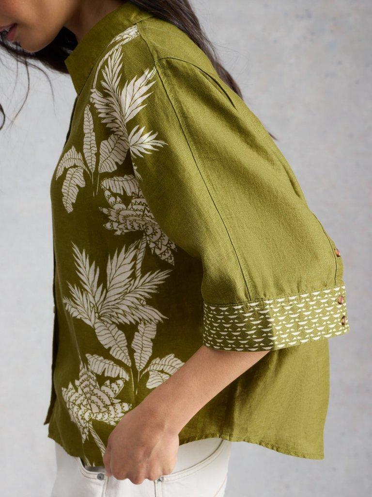 Cassie Linen Shirt in GREEN PR - MODEL DETAIL