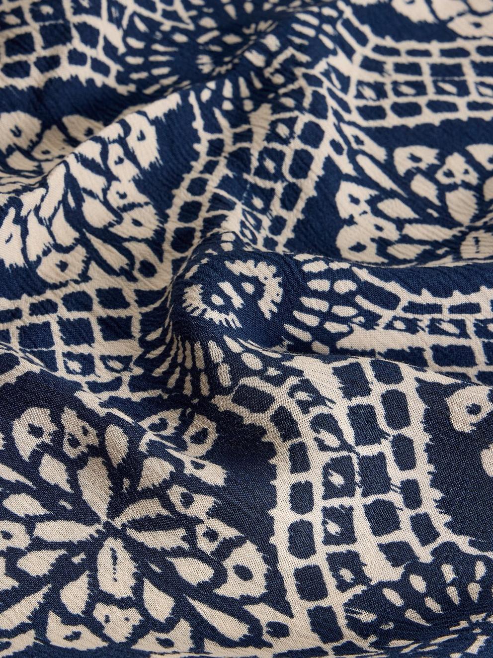Teakie Crinkle Top in NAVY PR - FLAT DETAIL