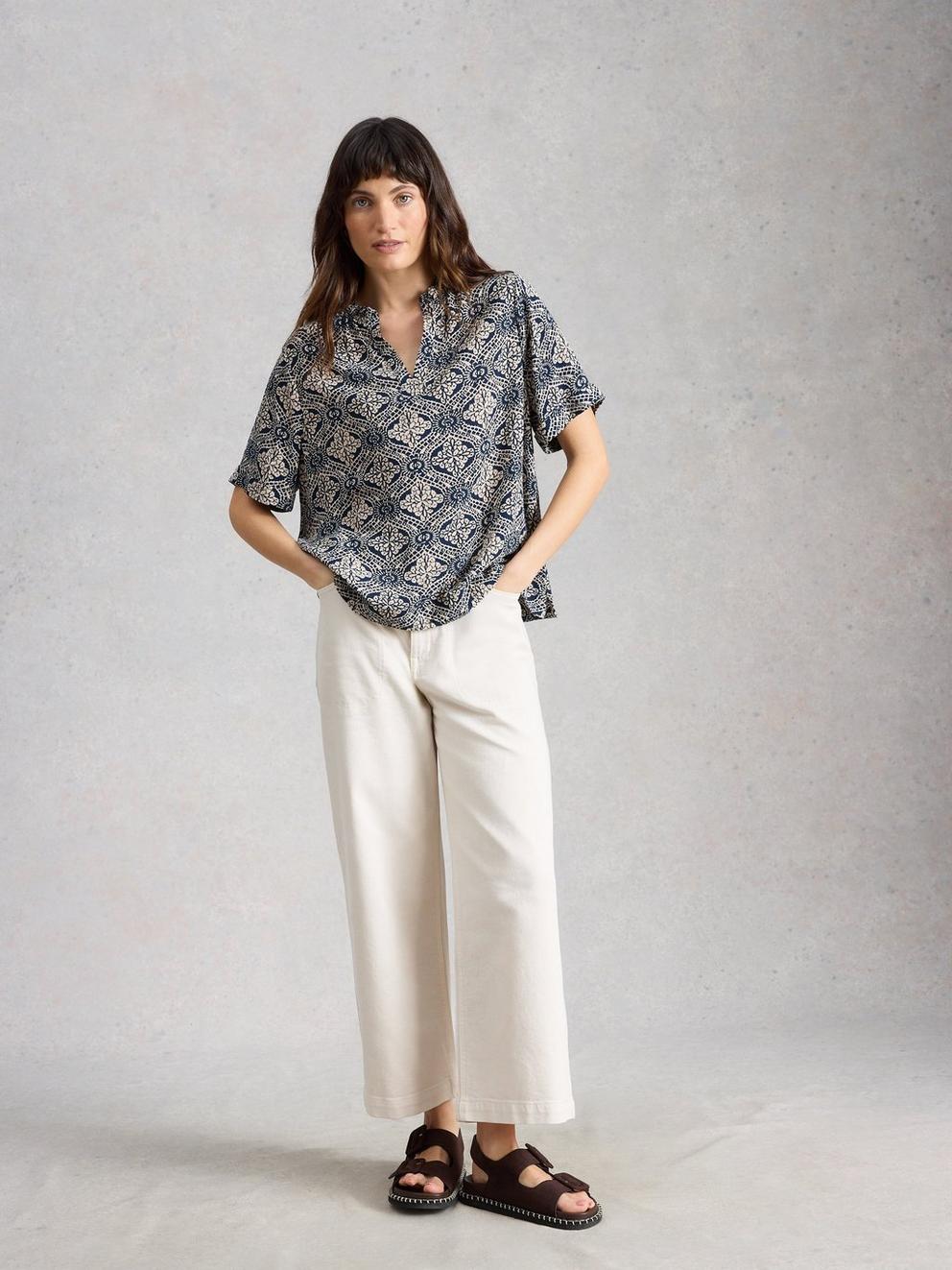 Teakie Crinkle Top in NAVY PR - LIFESTYLE