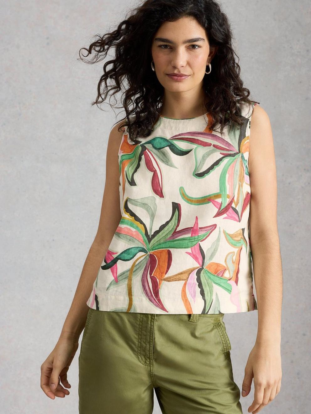 Matilda Linen Vest in NAT PR - MODEL DETAIL