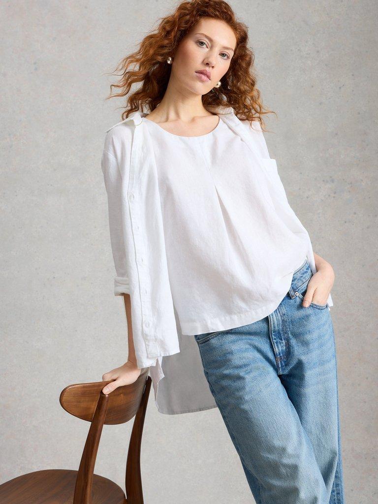 Paradise Linen Vest in BRIL WHITE - LIFESTYLE