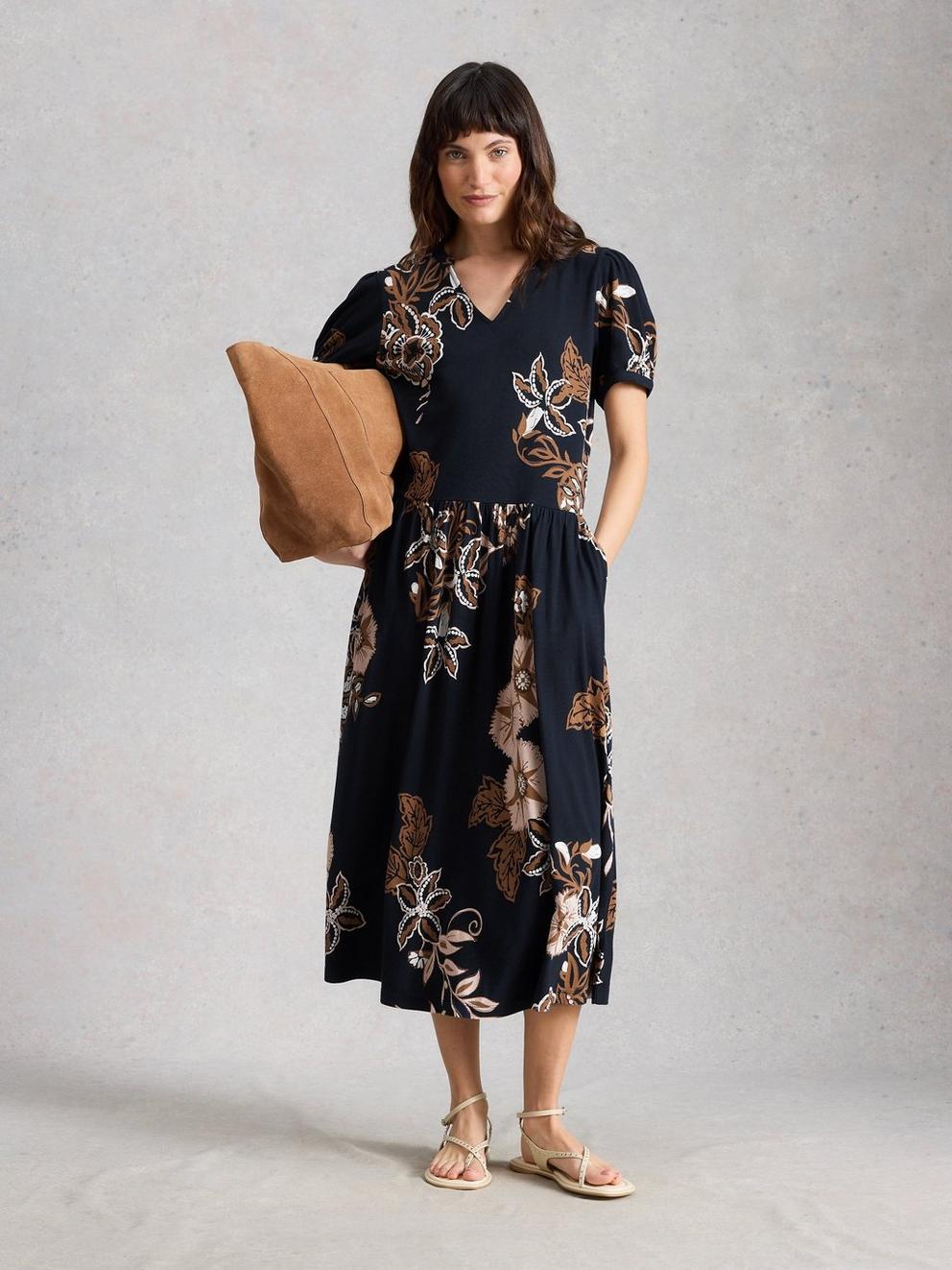 Leah Jersey Dress in NAVY MULTI - LIFESTYLE